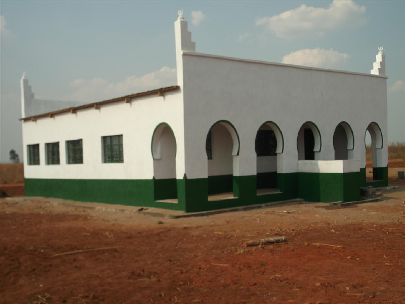 The finished building has a very similar look and feel to the other Masjid in Namalaka